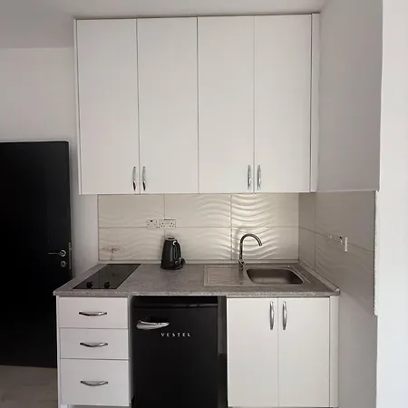 Cozy Getaway In Lefkoa Apartment